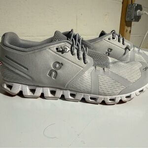 On Running Womens Light Gray Athletic Shoes